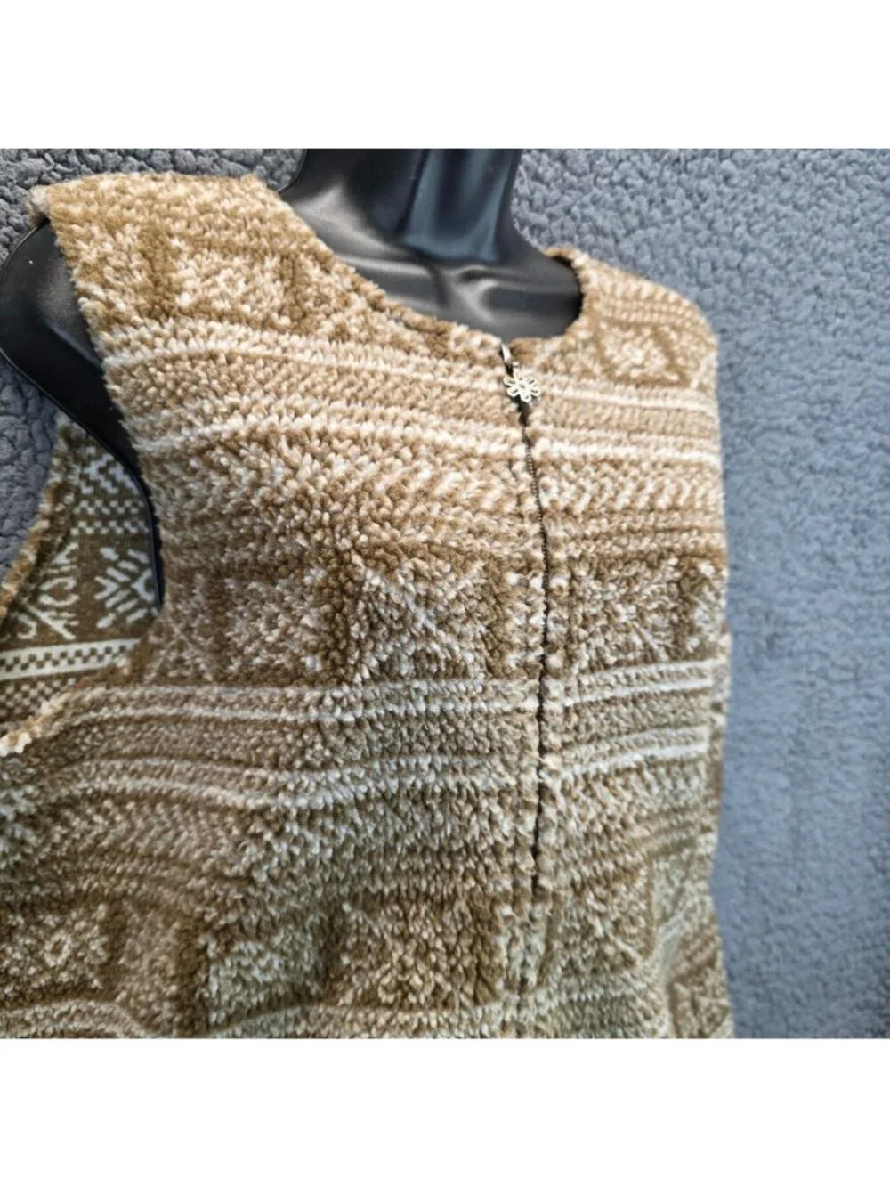 Christopher & Bank Fair Isle Fuzzy Fleece Teddy Zip Up Vest Sze XL Nordic Layers